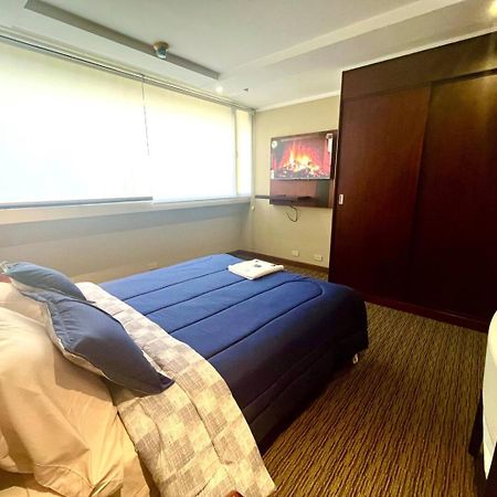1420 Lujosa Habitacion - Hotel Akros Кіто Екстер'єр фото