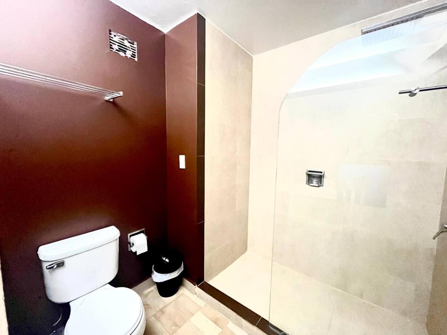 1420 Lujosa Habitacion - Hotel Akros Кіто Екстер'єр фото